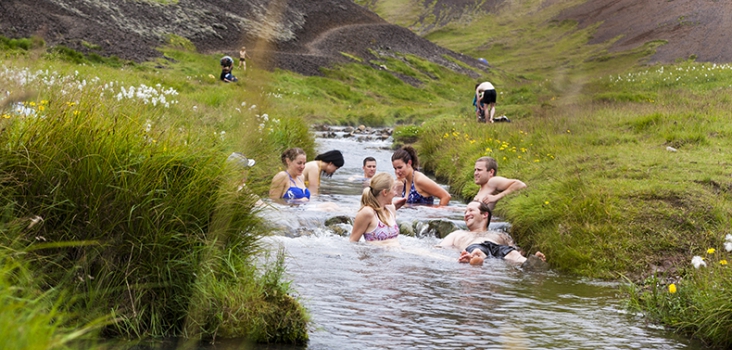 Hotsprings and Hiking. Varma källor. Reykjavik. Vandring på Island. 